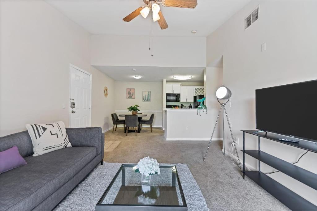 Designed 2Br With Balcony Pool And Gym Apartment Bradenton Exterior foto